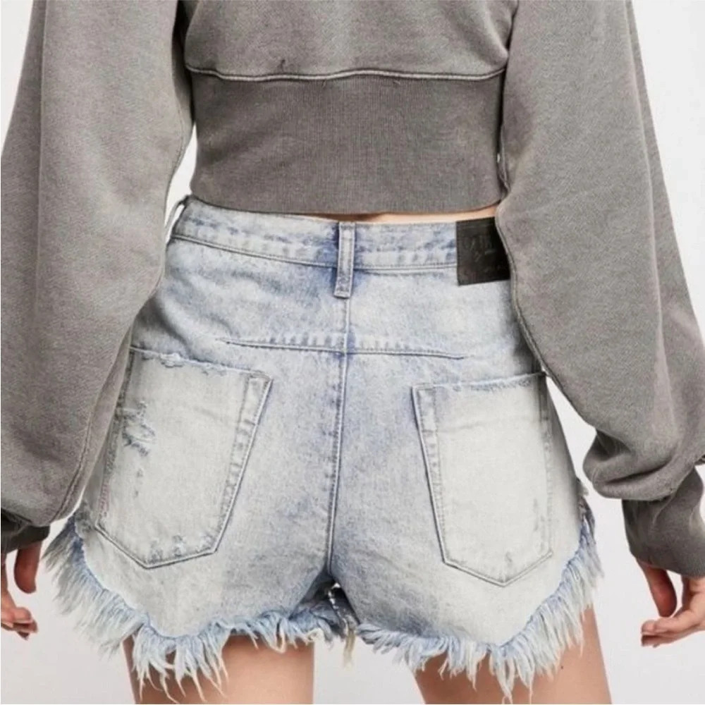 One Teaspoon Le Wolves Distressed Cutoff Jean Shorts High Rise Size 24 US 2 NEW